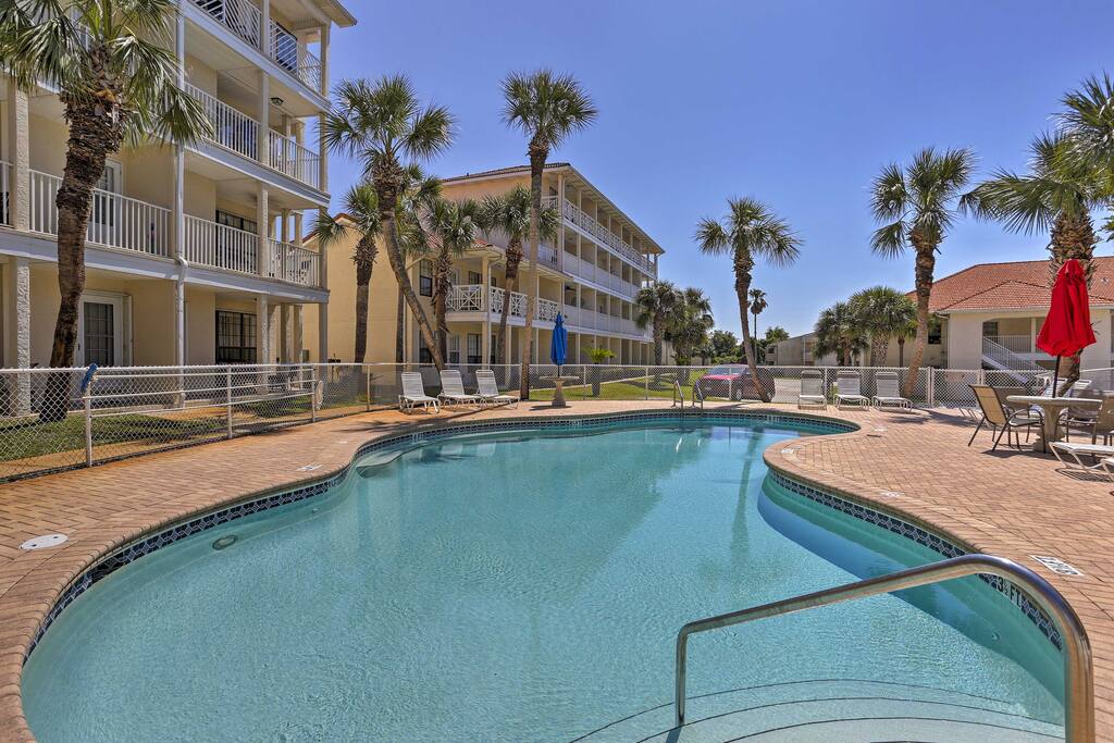 This condo is located in the Horizon South Resort.