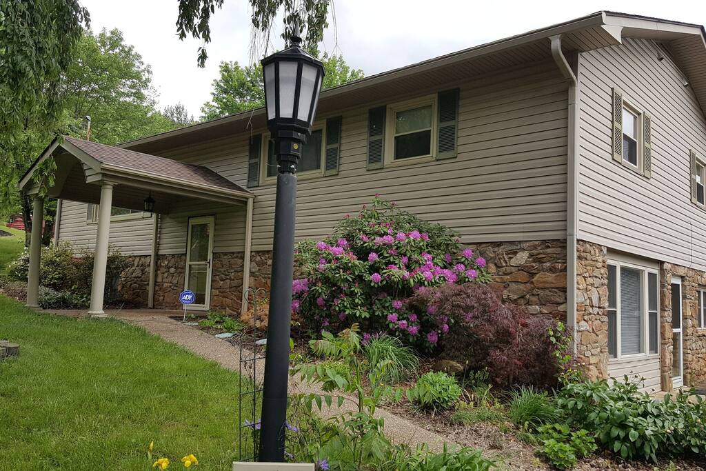 Private Entrance on the side of the house