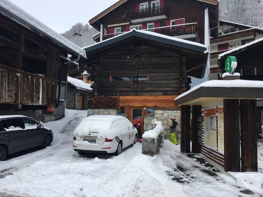 Vorderseite im Winter