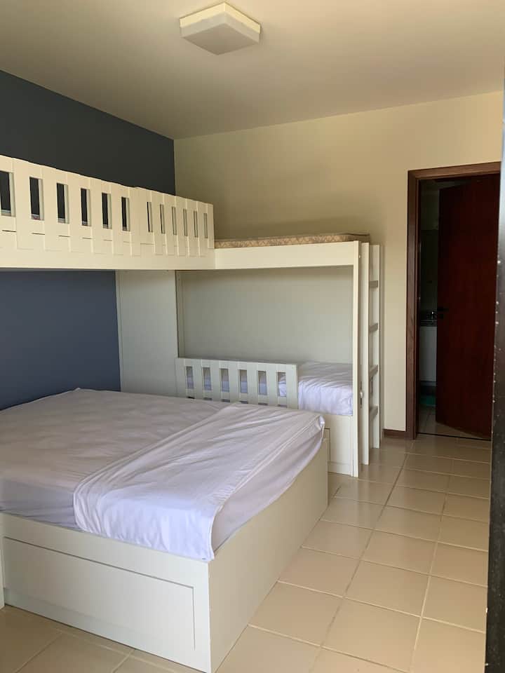 2号套房配有独立阳台 