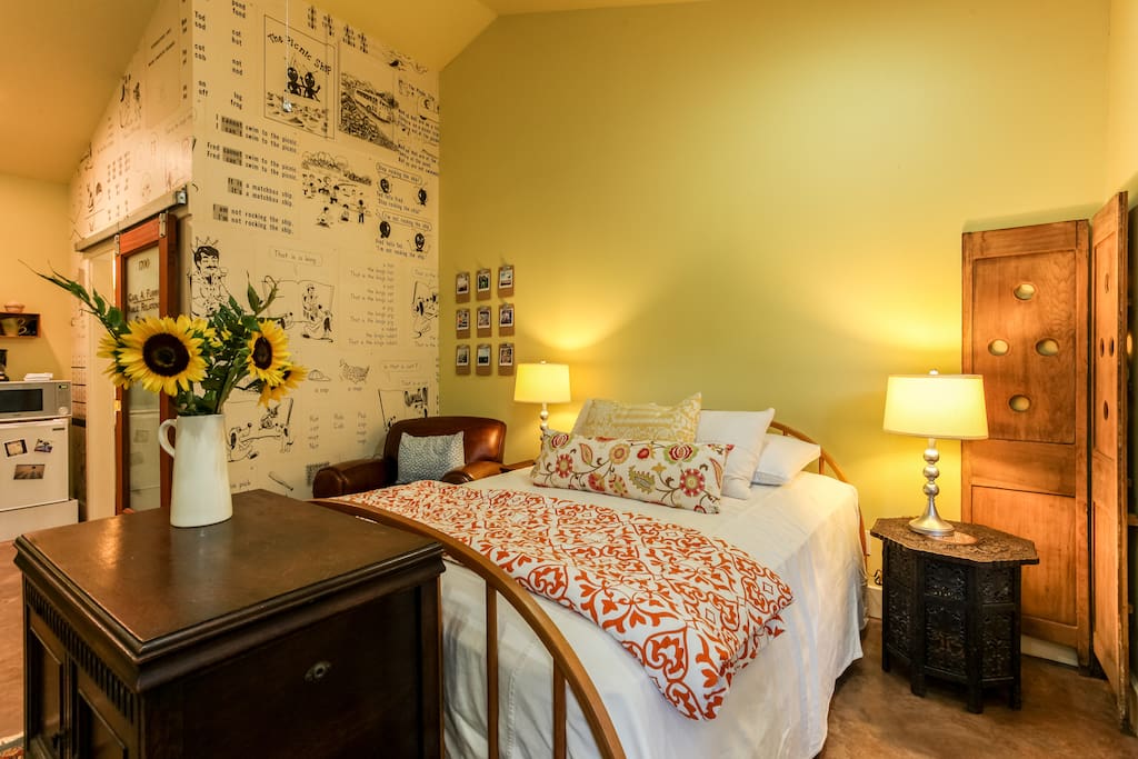 A comfy queen bed offers a restful night's sleep.
