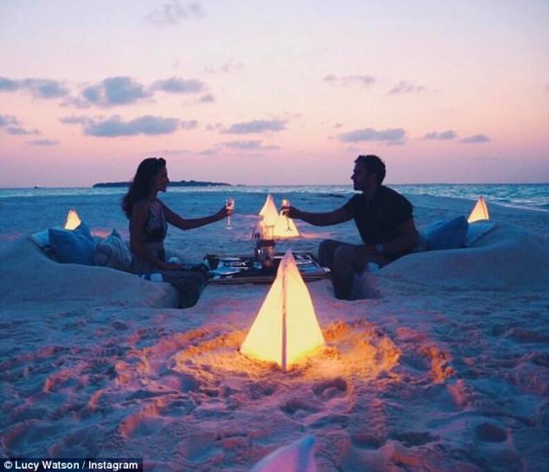 Romantic Beach Dinner