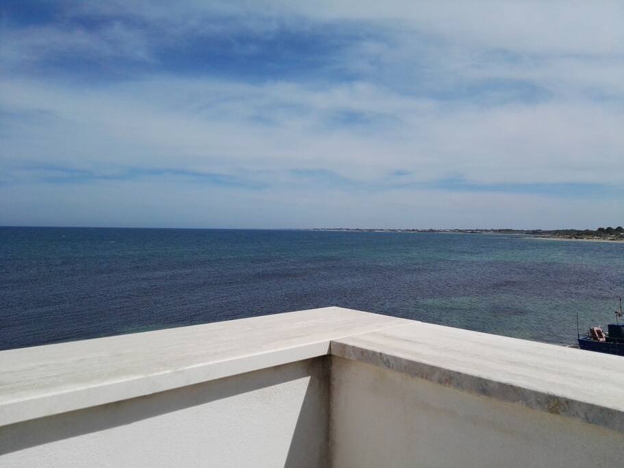 Vista della costa a sud dal secondo piano