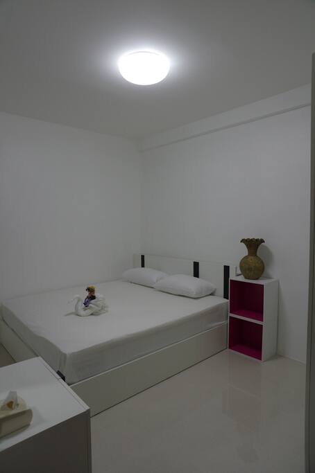 King Bed room for 2 guests