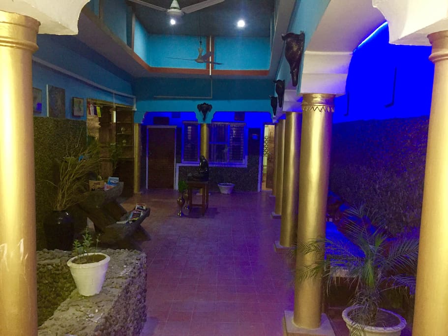Spacious Multipurpose Lobby