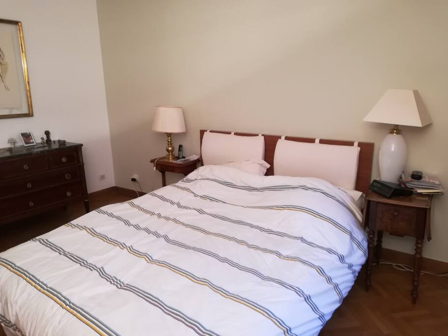 Chambre double au Rez de Chaussée
