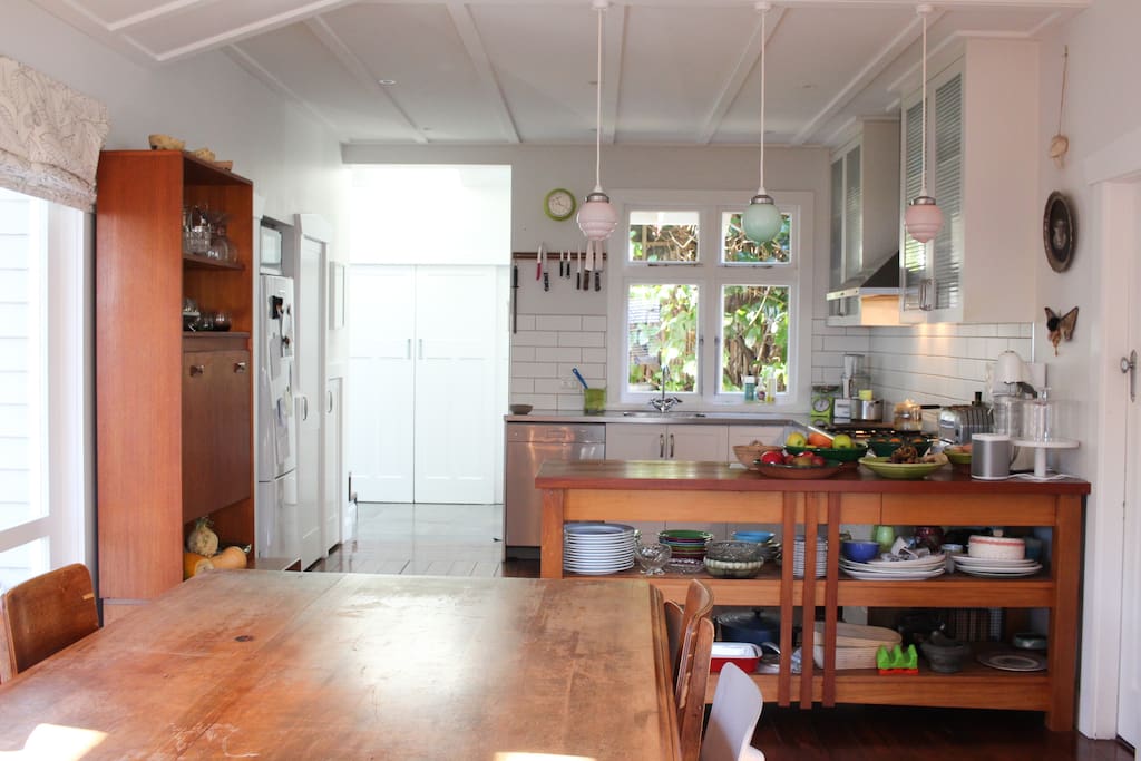 Open plan living/dining/kitchen