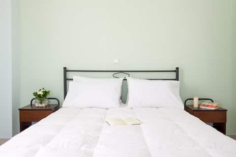 Moonlight -  Long Vista Apartment