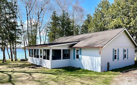 Birch Cottage on Torch - Fireplace, Near Skiing