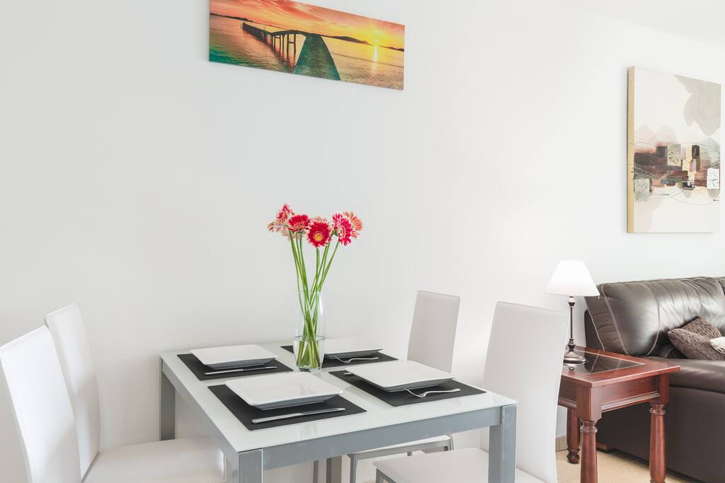 A table for 4 persons