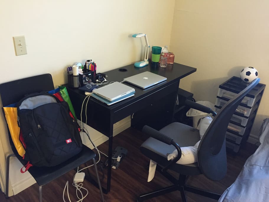 Work Station