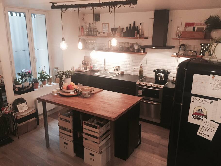 Open kitchen with island and