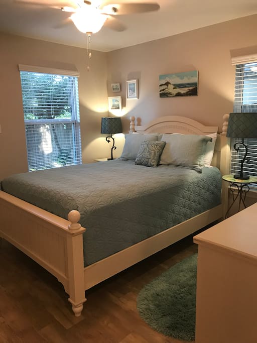 Bedroom 3 - Queen size