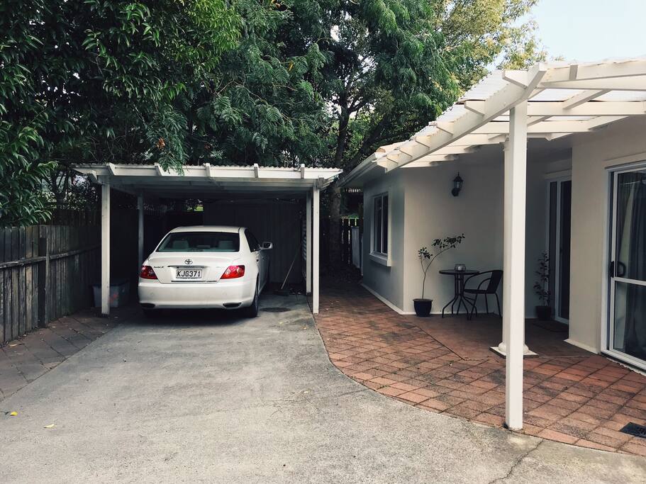Parking right outside the door!