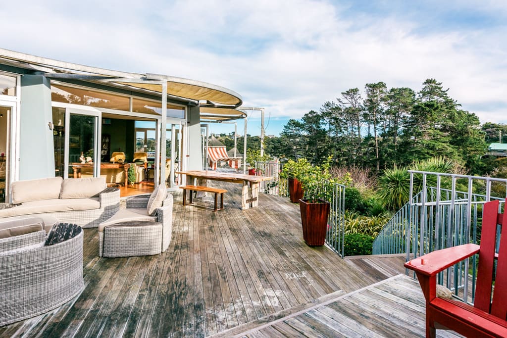 Large view deck with areas to enjoy