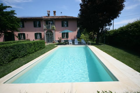 Eco-villa with garden and pool in Unesco area