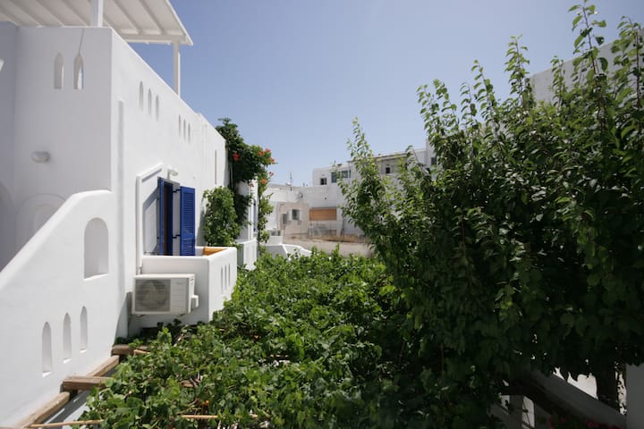 Jasmine Rooms - Paros