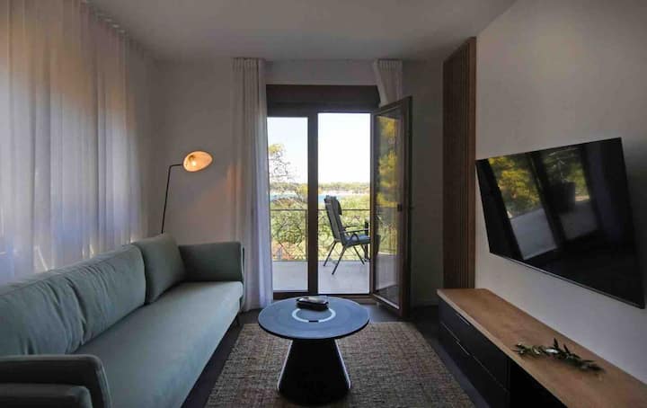 Sea View Apartment - Pula