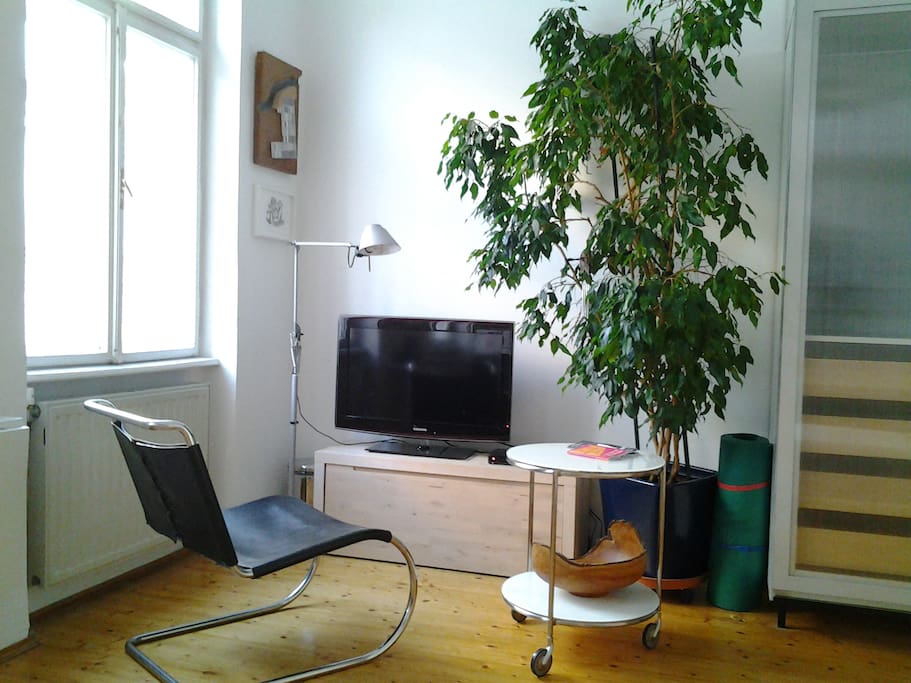 Zimmer 2 option with twv (120 chanels)