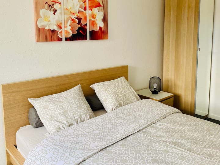 Les Coulisses Studio Hyper Central Apartments for Rent in Liège