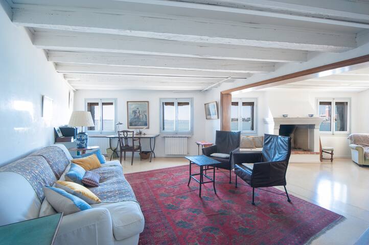 Ca’ Laguna, stunning views on Bacino di San Marco. gallery image 4