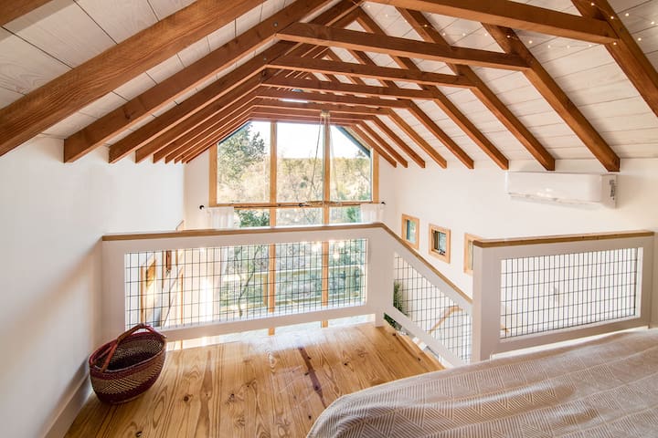 Sycamore Treehouse At Honeytree Farm Cabins For Rent In