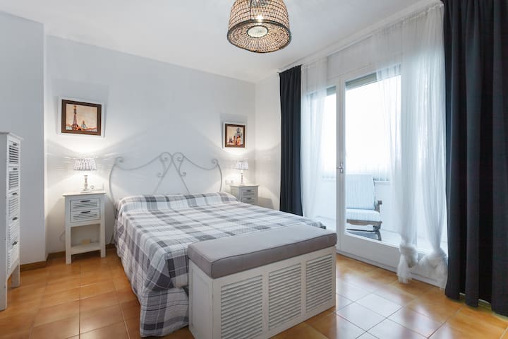 Maravillosa casa en la playa' Les portes del mar'