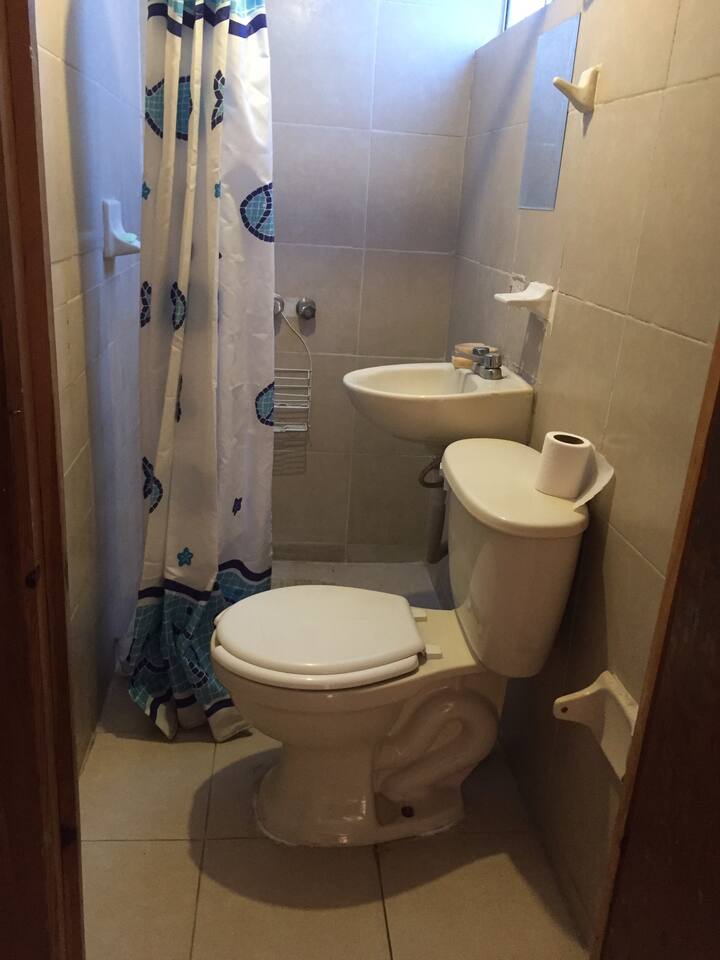 Im Obergeschoss Wohnung alle Dienstleistungen ohne Garage - Airbnb