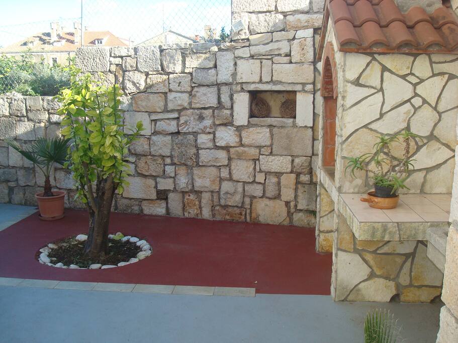 Hof/Terrasse