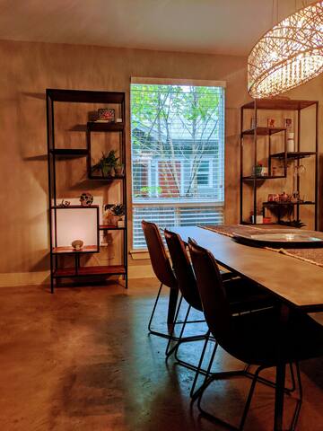 Beautiful Modern Home in East Austin gallery image 5