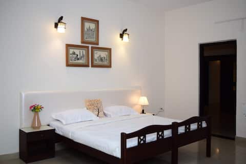 Spacious Room with Wi-Fi and AC