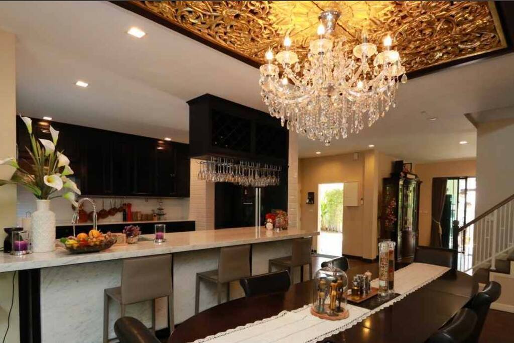 Architect designed extensive formal and informal Kitchen Dining