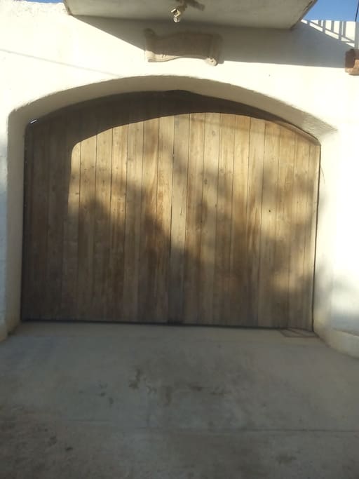 La entrada a Villa Bader