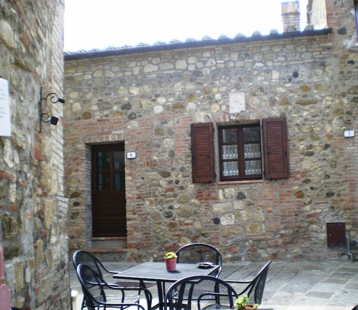 Contignano Vacation Rentals & Homes - Tuscany, Italy | Airbnb