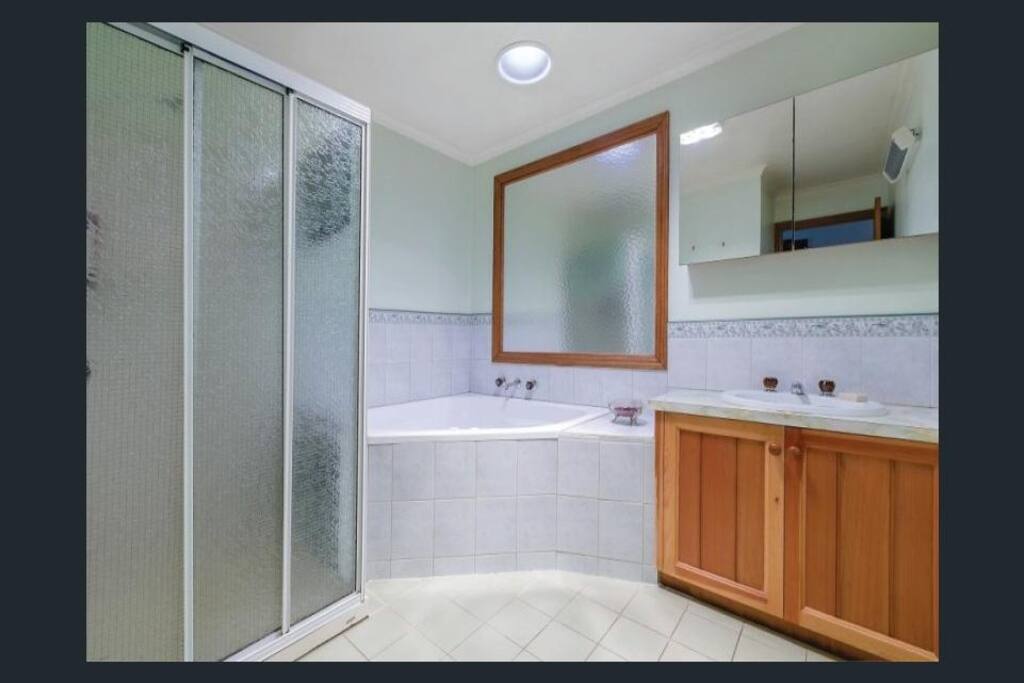 Private Bathroom with spa