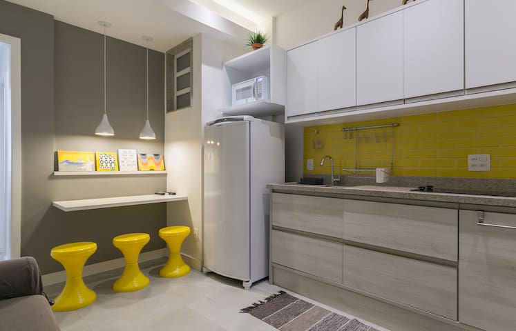 Newly Renovated Living & Bedroom in Copa´s Heart