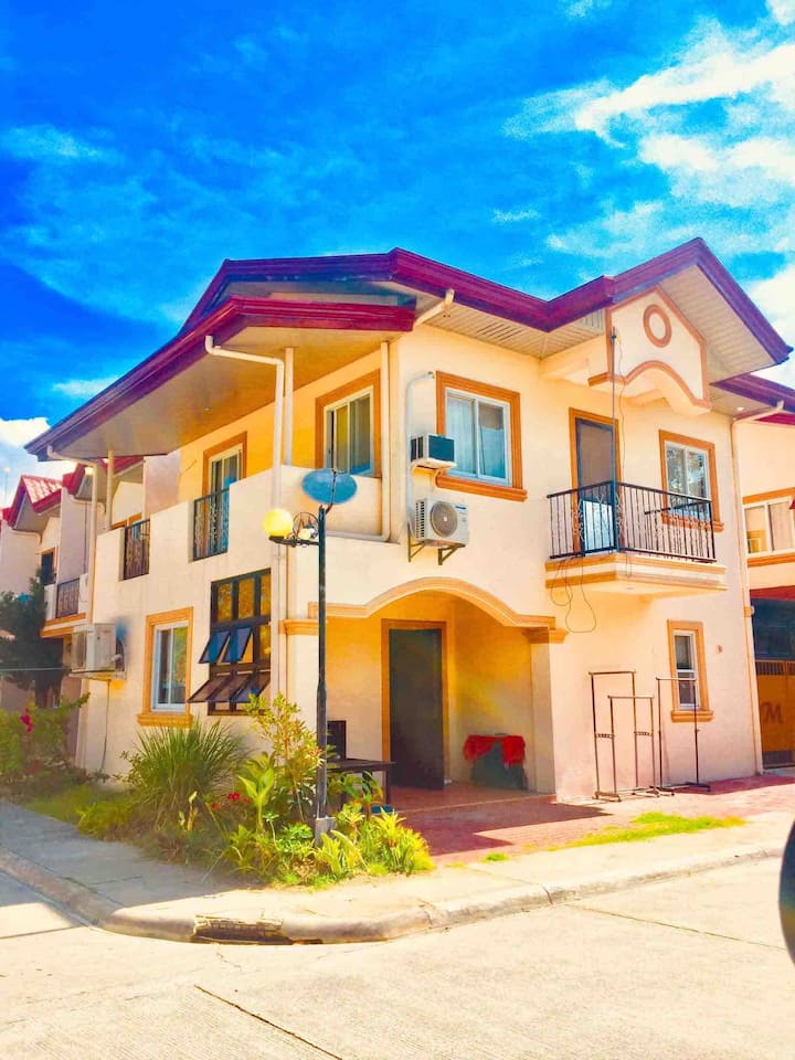 Holiday Home in Bauang La Union Houses for Rent in Bauang, Ilocos