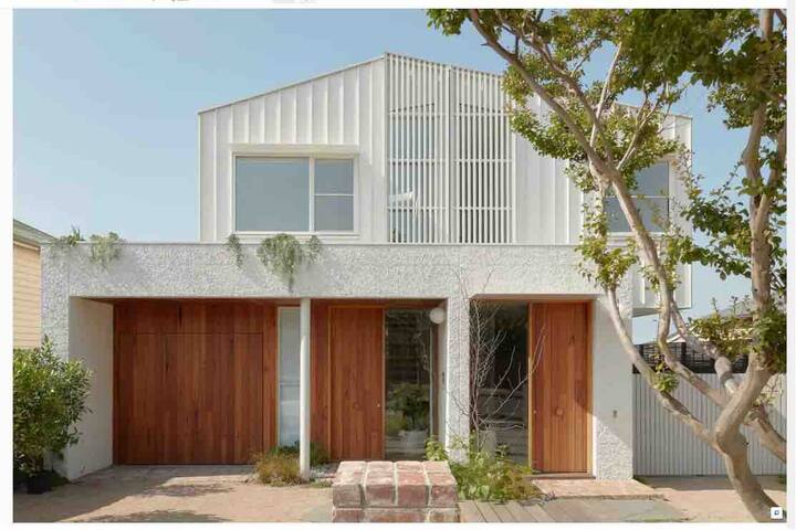 Thornbury Townhouse gallery image 2