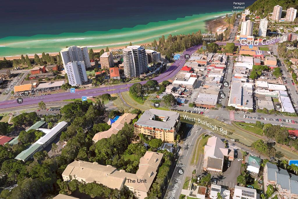 Very Close to Shops and Beach