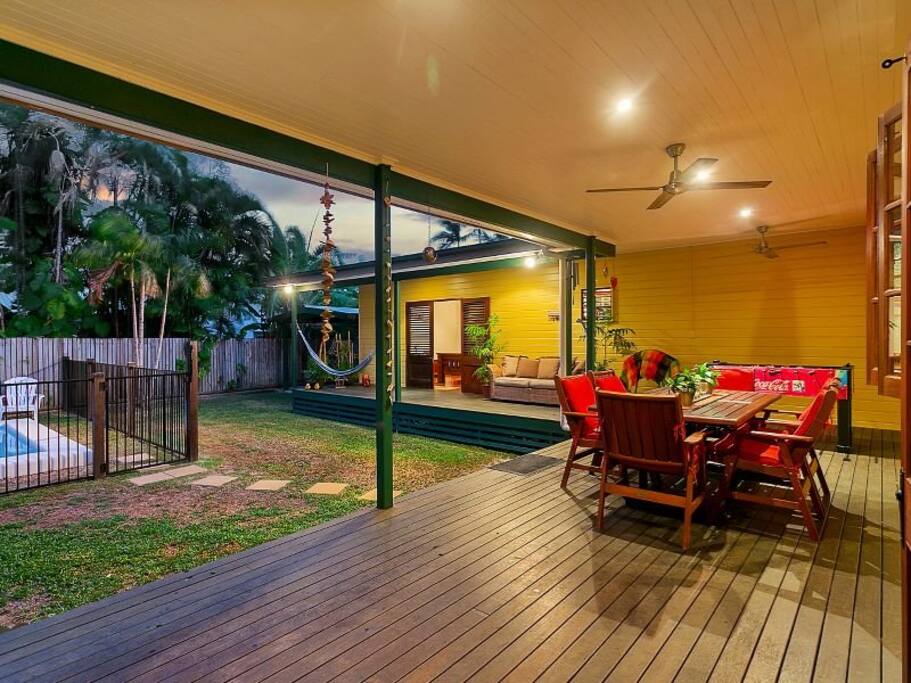 Enjoy a dinner party or BBQ on the back deck and watch the bats fly past on dusk.