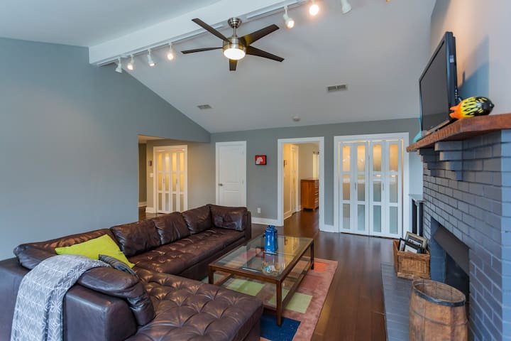 4 bedroom single level home