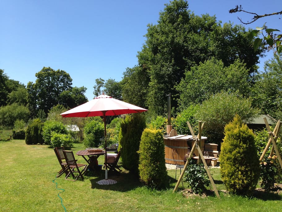 Wood fired hot tub and barbecue in the 1 acre garden.