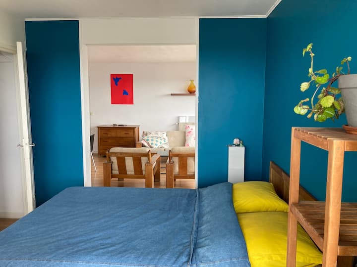 спалня двойно легло