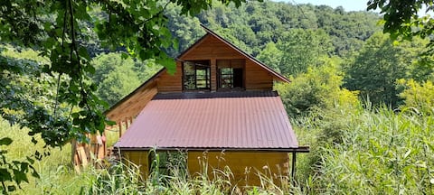 Casa remota en el bosque