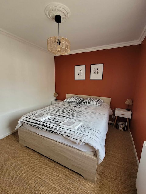 House near Le Mans for 6-7 people