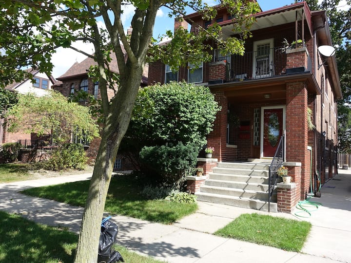 Grosse Pointe Vacation Rentals & Homes Michigan, United States Airbnb