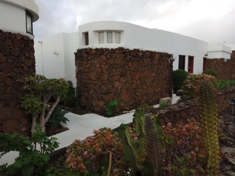 Zona delantera / Front zone