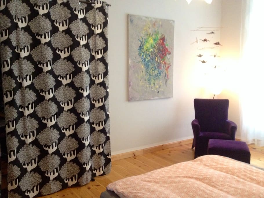 Schlafzimmer 1