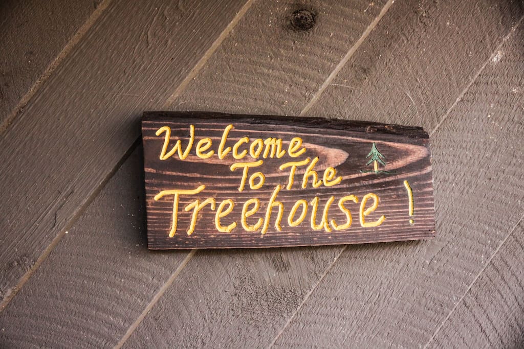 Welcome to our little Treehouse.