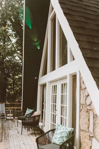 Trendy Modern Tree House A Frame Cabin Cabins For Rent In